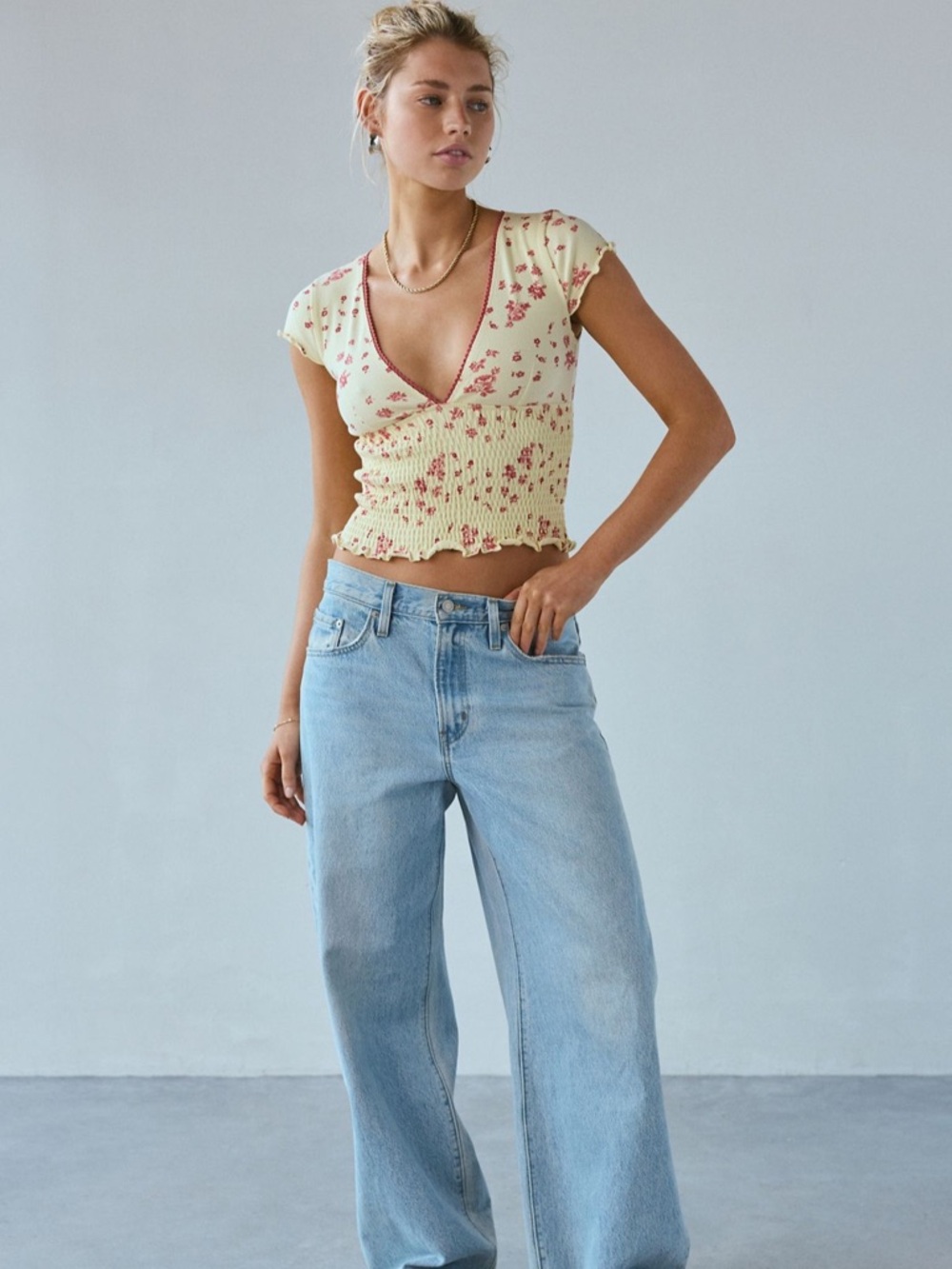 Urban Outfitters Kimchi Blue Only You Smocked Short Sleeve Top - Picture 2 of 9